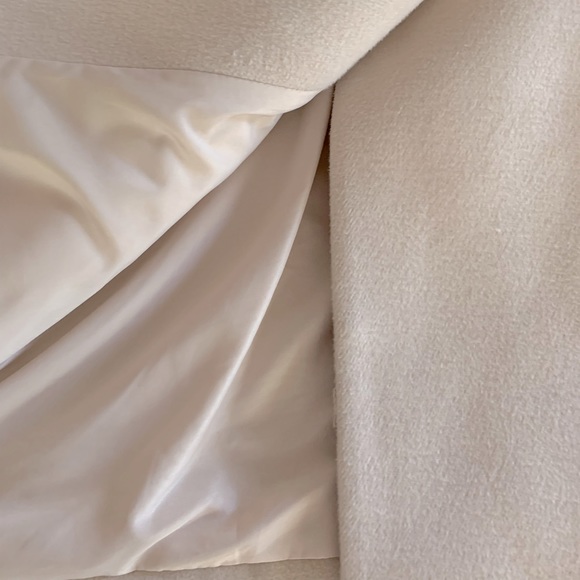 H&M cream blush coat with tie belt covered snap closure notched lapel size M - Picture 7 of 13